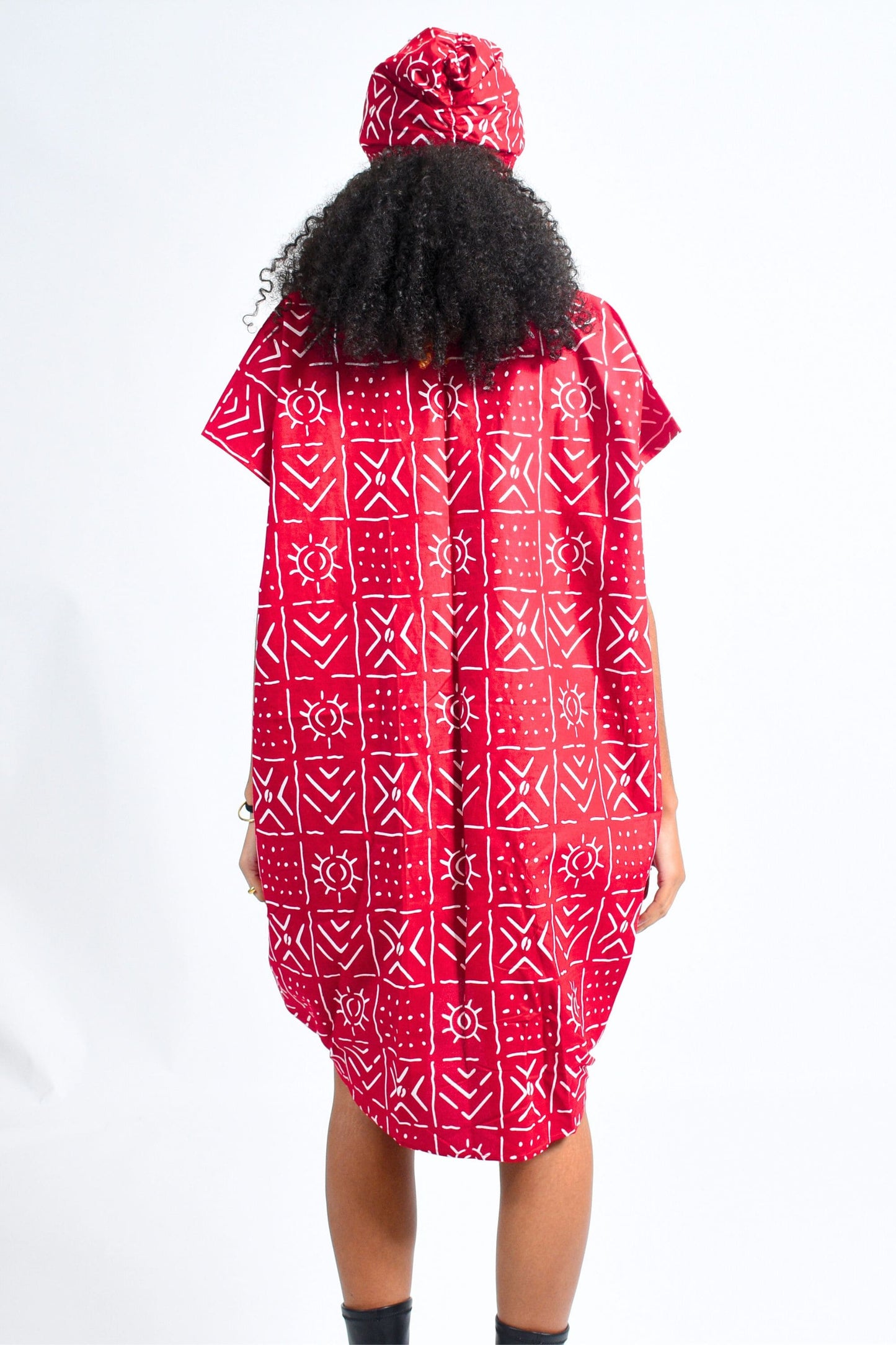 African Print Caftan Dress with Pockets- Red Bogolan Print by Atelier Djeeg'n Back